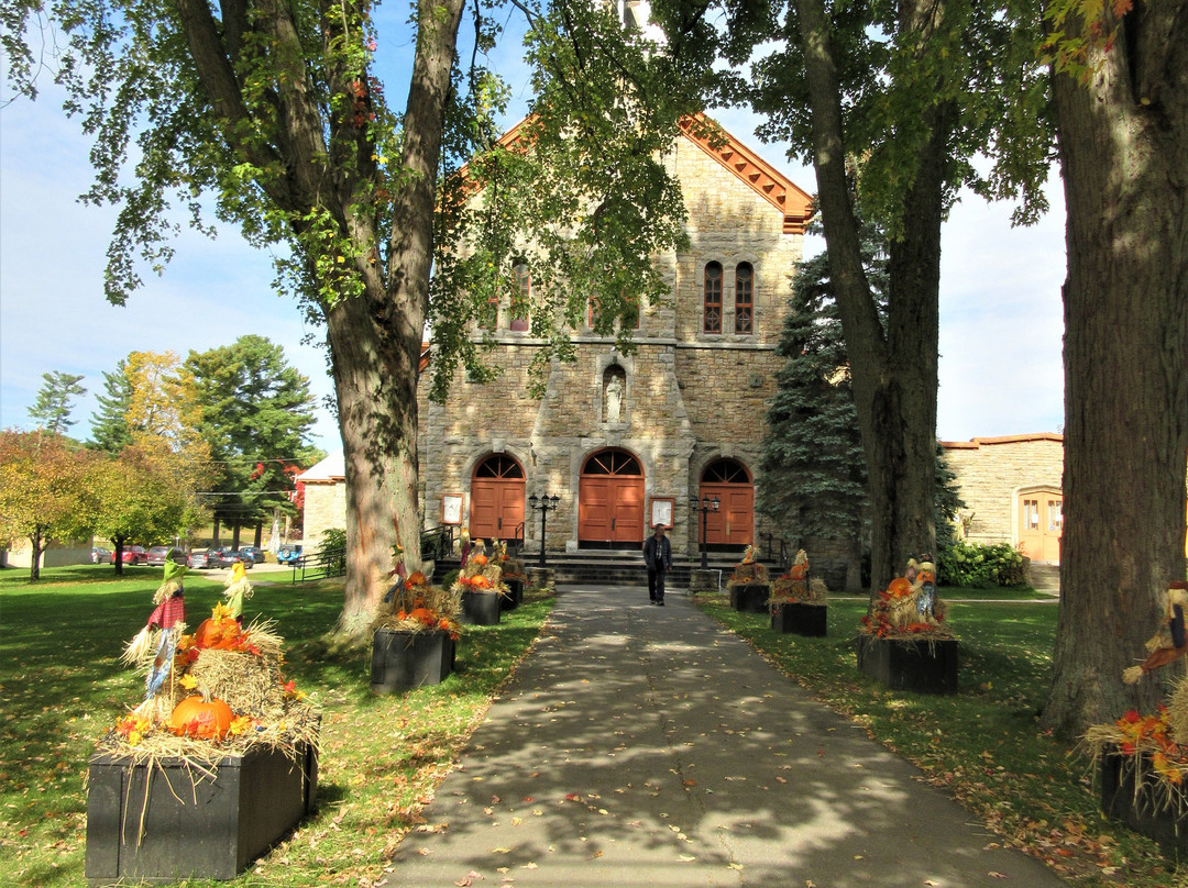 Fabrique Notre-Dame de Bonsecours-蒙泰贝洛必去景点
