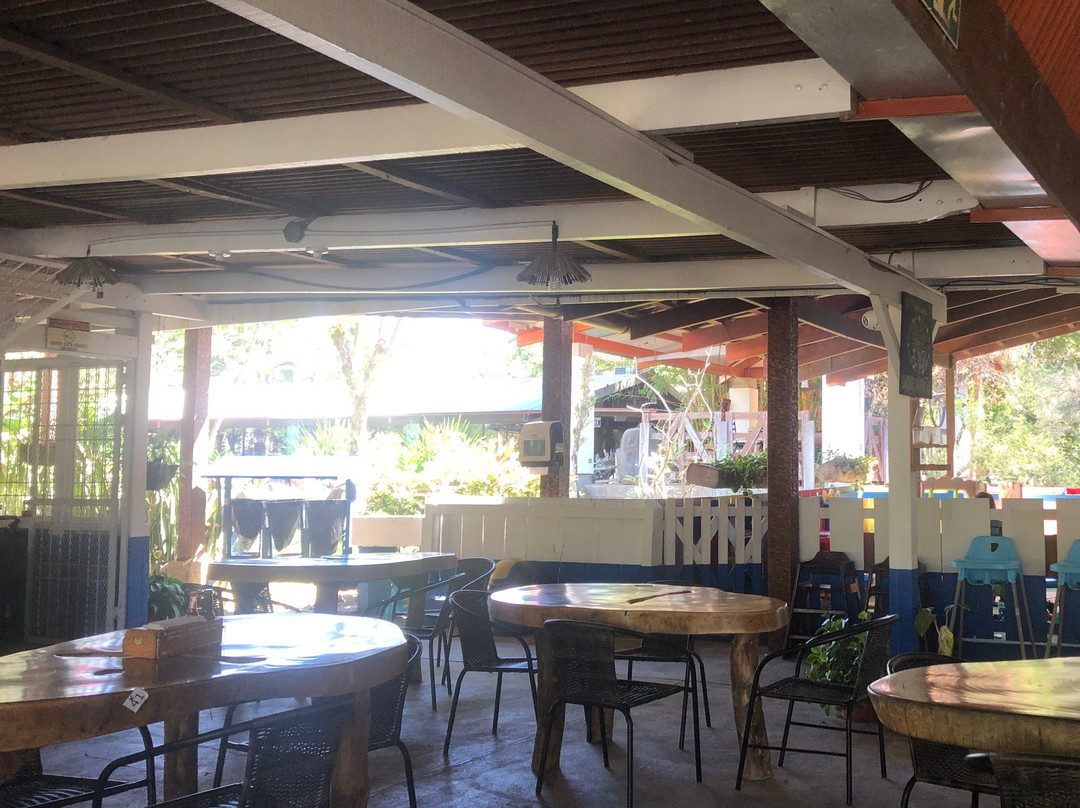 Sr. y Sra Ese Souvenir Store-阿拉辉拉必去景点