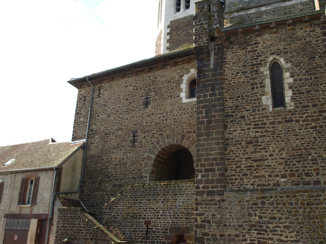 Église Saint-Pierre de Toucy景点图片