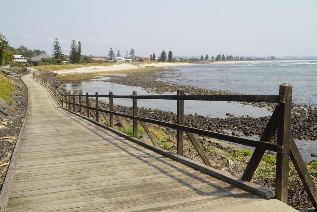 Lennox Head Boardwalk景点图片