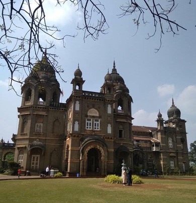 Maharaja's Palace-戈尔哈布尔必去景点