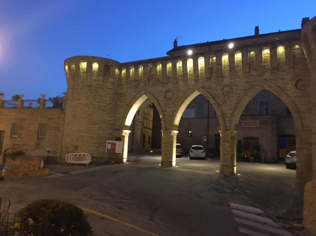 Bar Gelateria Tre Archi景点图片