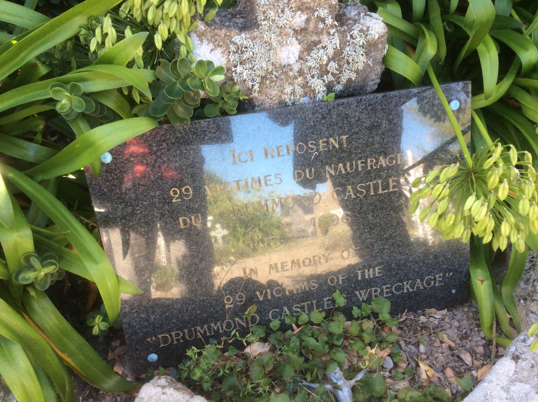 Eglise Saint Ronan et citerne des Anglais-Ile Molene必去景点