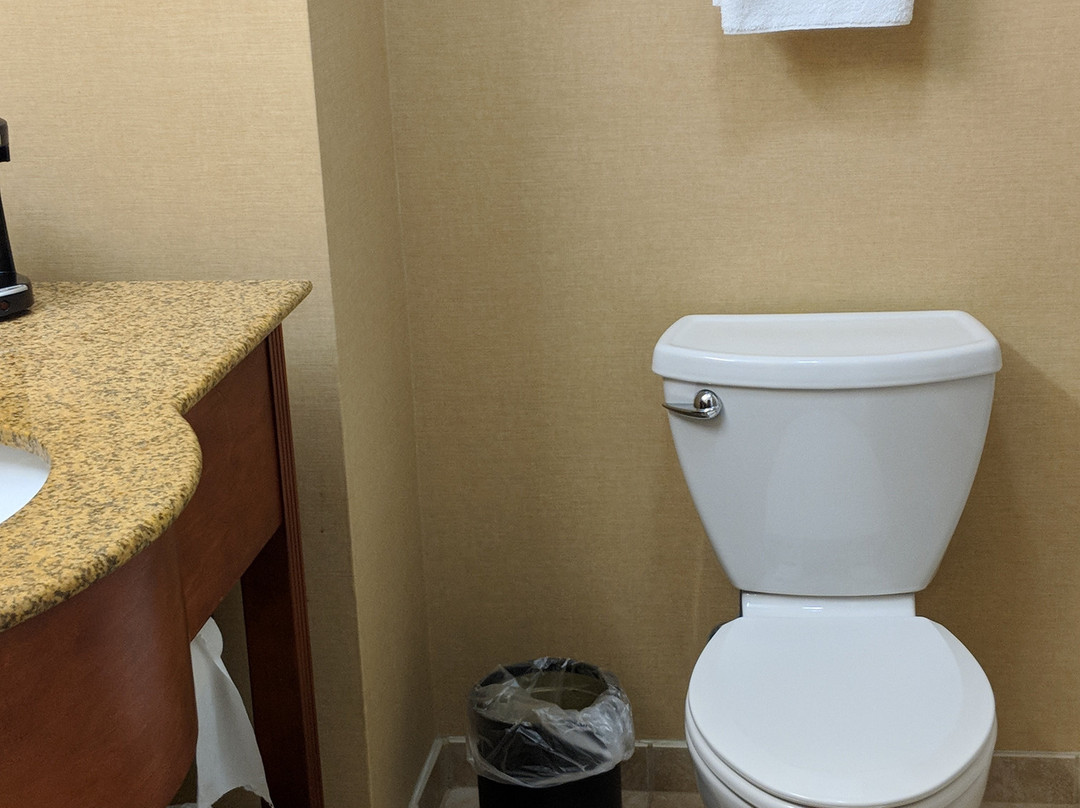 Hampton Inn St. Louis Columbia主图