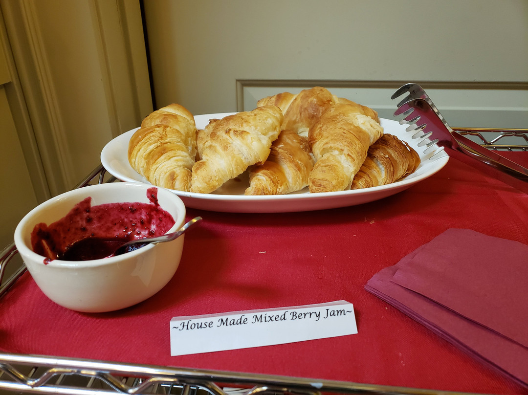 The Windsor Hotel主图