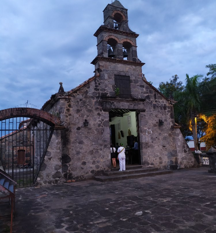 Santuario Diocesano del Milagroso Senor de la Ermita-Mariquita必去景点