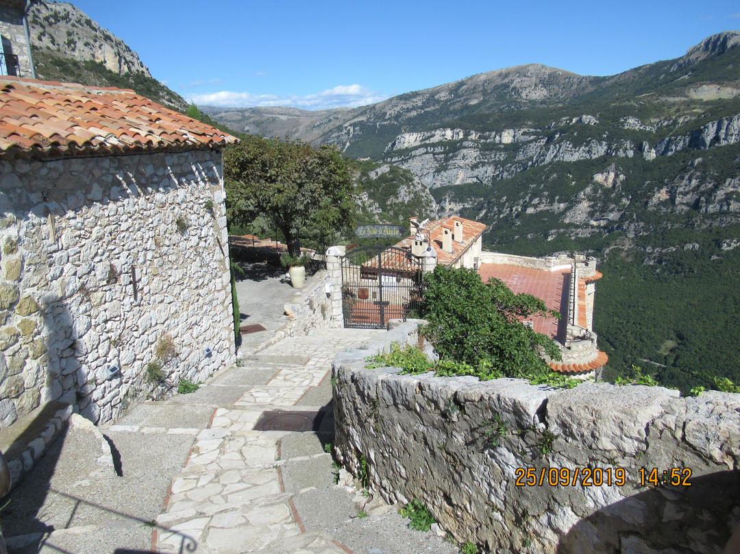 Gourdon Castle景点图片