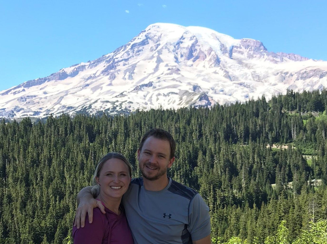 National Park Travel Club-西黄石镇必去景点