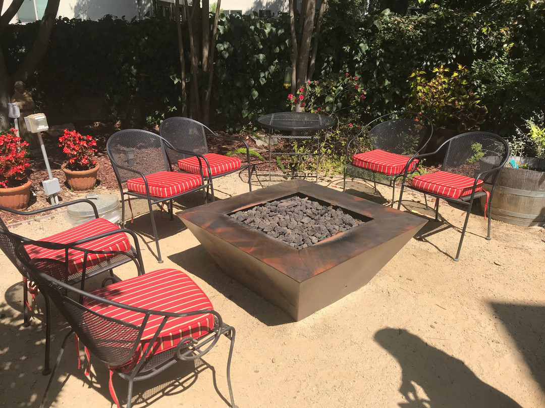 The Inn On First主图