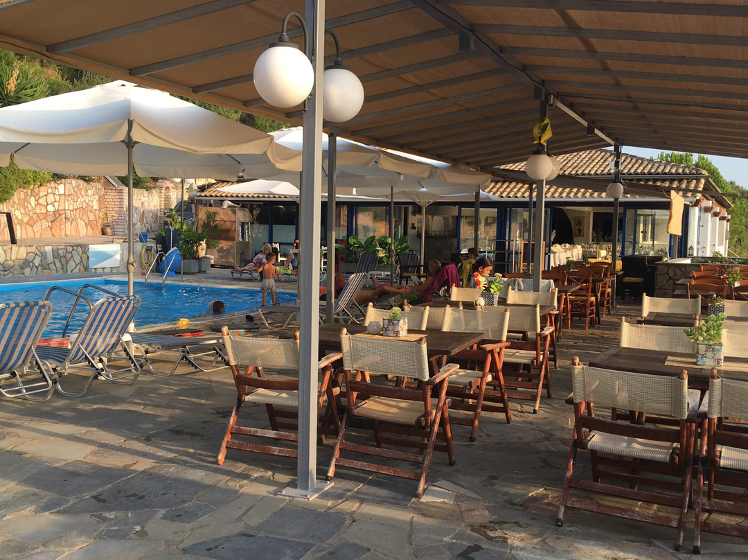 Arilla Beach Hotel主图