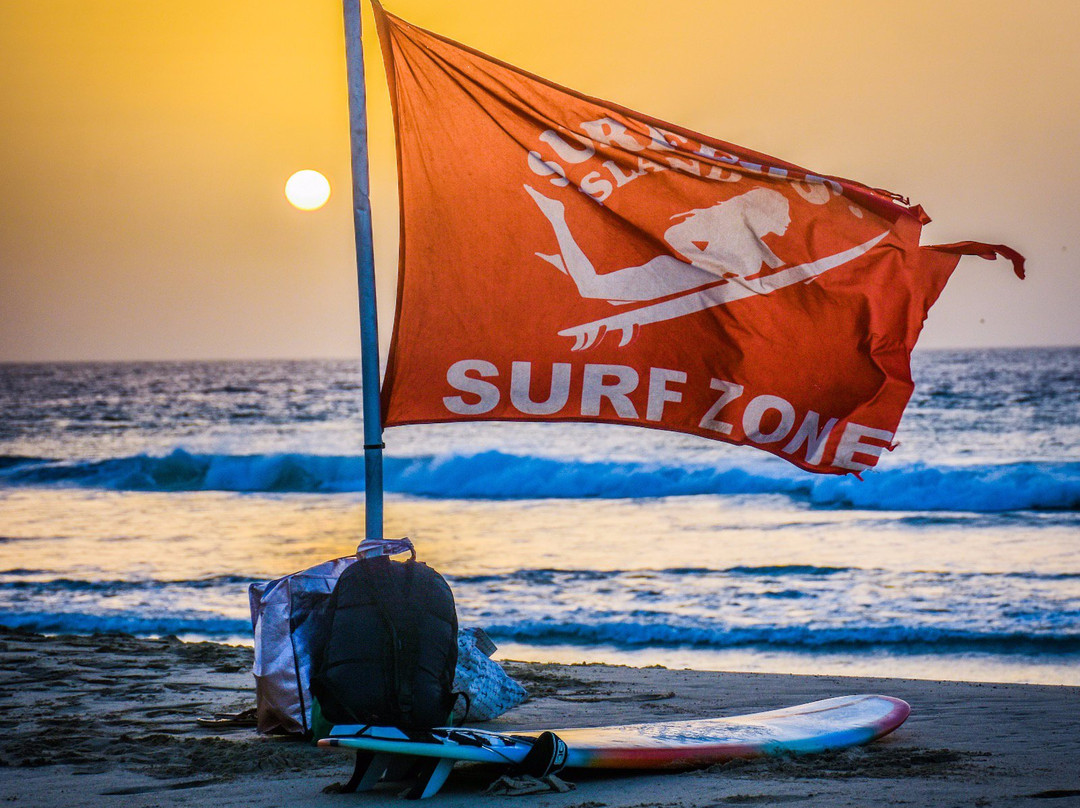 Surfers Island景点图片