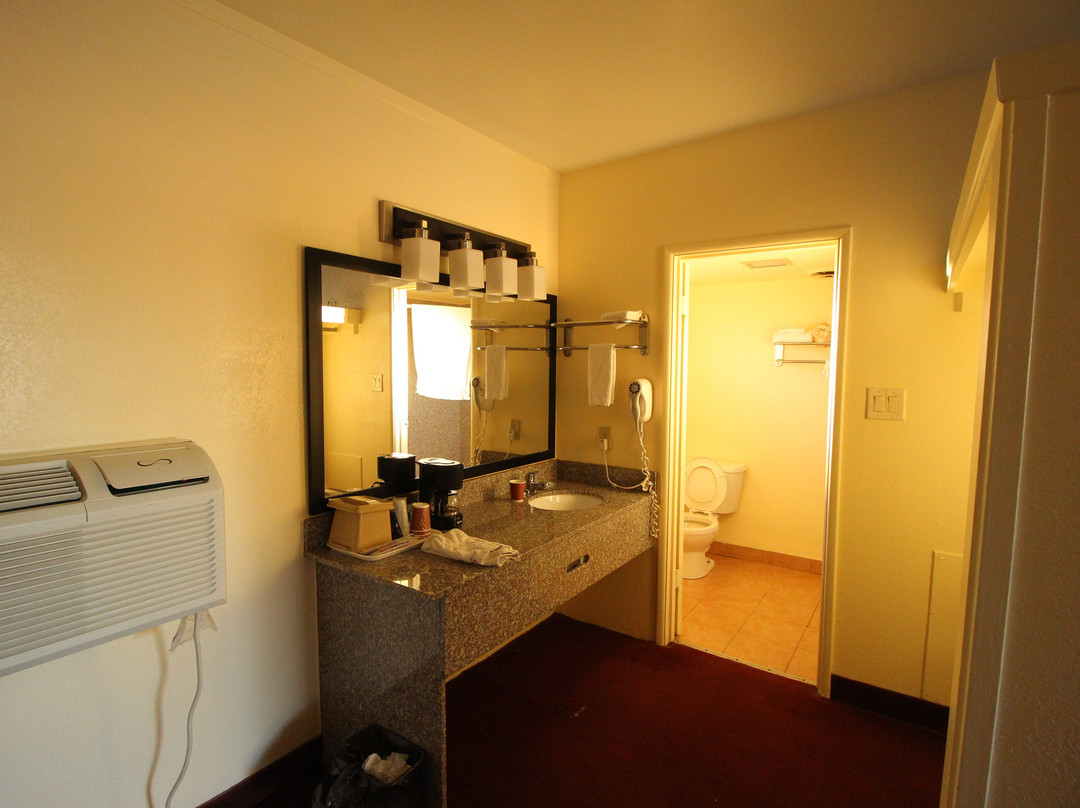 佩奇罗德威旅馆主图