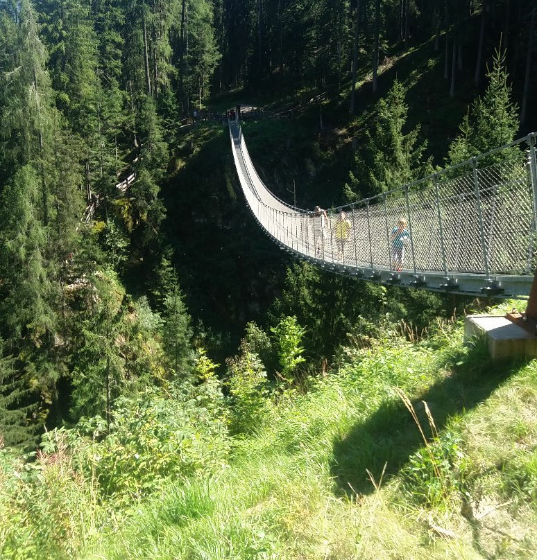 Ponte Tibetano-Male必去景点