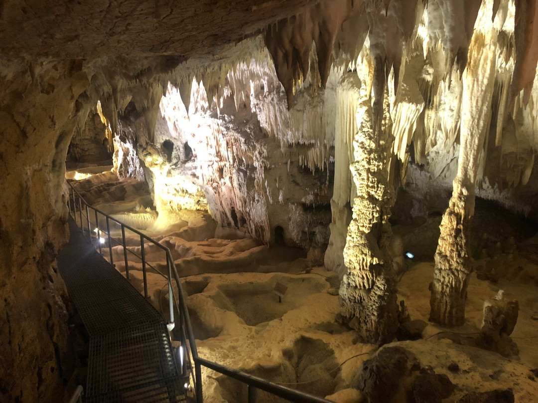 Rajko's Cave景点图片