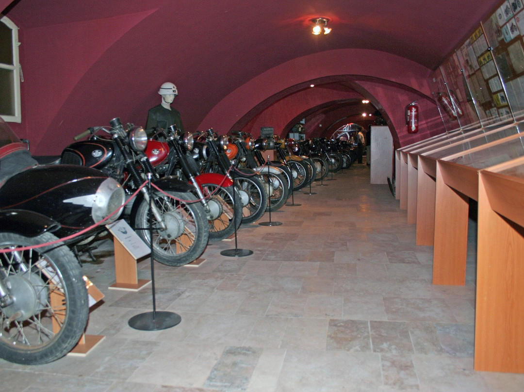 Pannonia Motorkerékpár Múzeum-Balassagyarmat必去景点