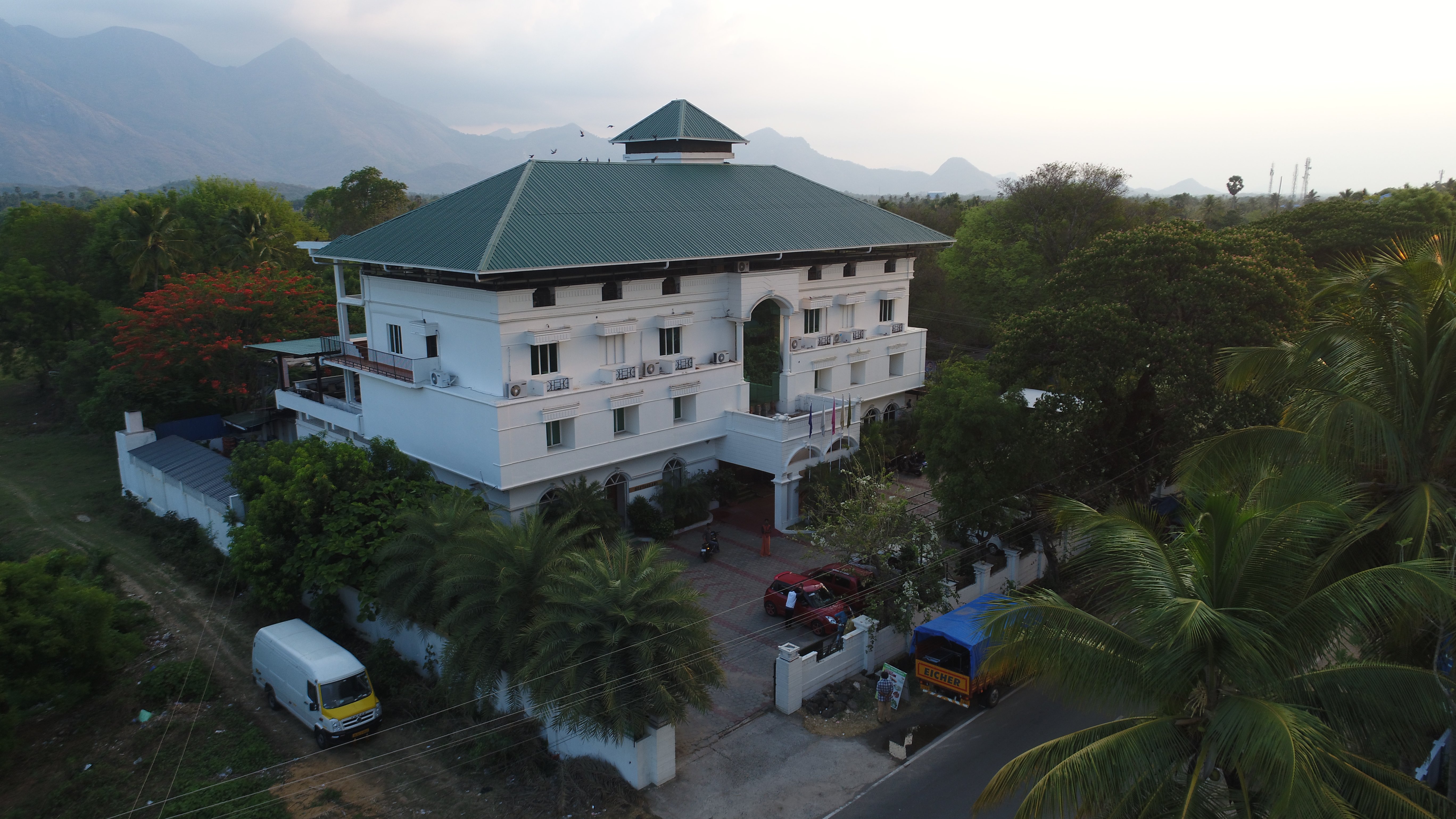 Paray Village County Hotel-官方