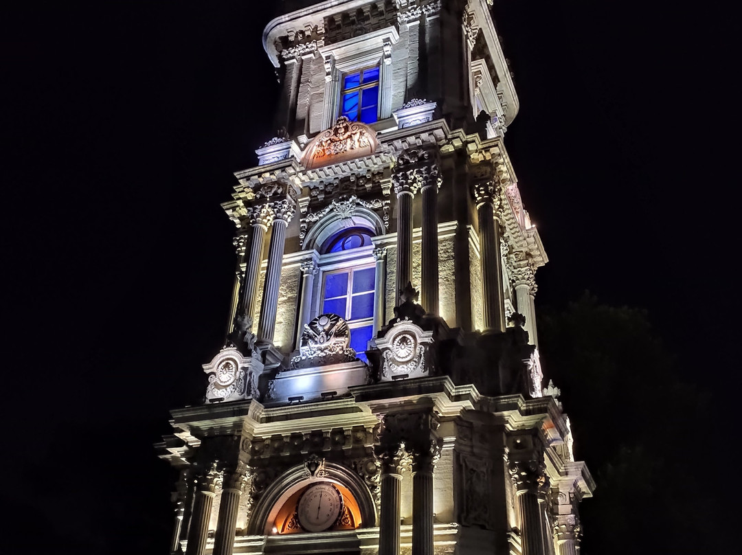 Clock Tower Dolmabahce-伊斯坦布尔必去景点