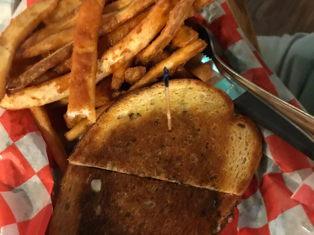 Schuberg's Bar and Grill景点图片