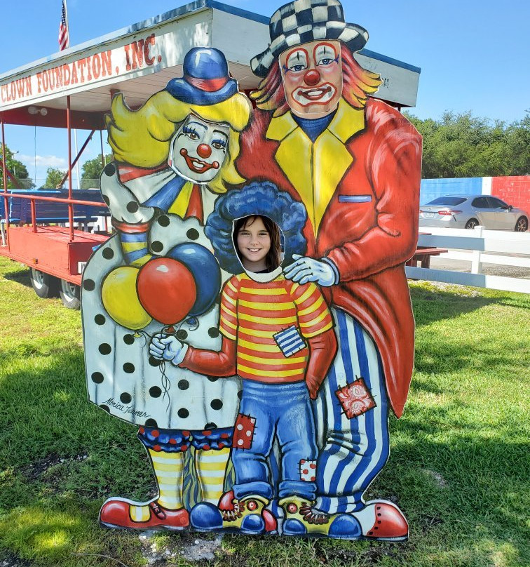 American Clown Museum & School景点图片