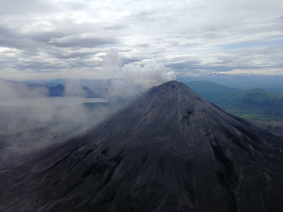 Karymsky Volcano景点图片