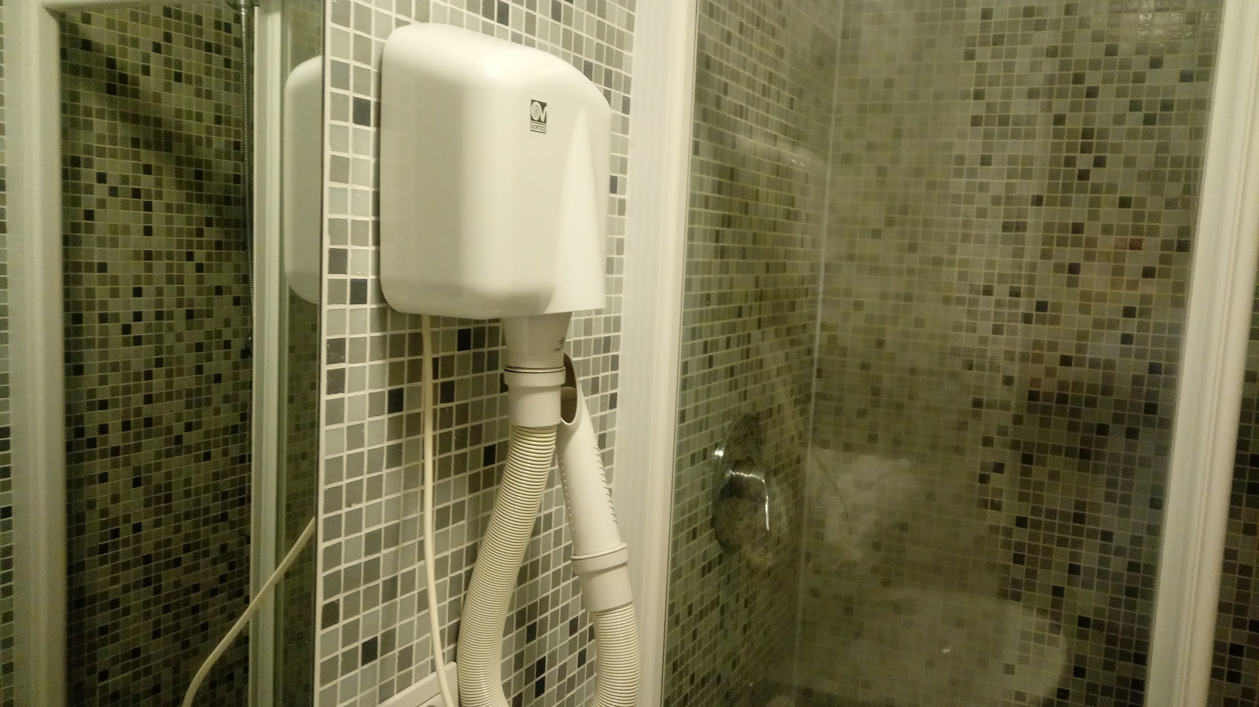 Best Western Park Hotel Continental-浴室