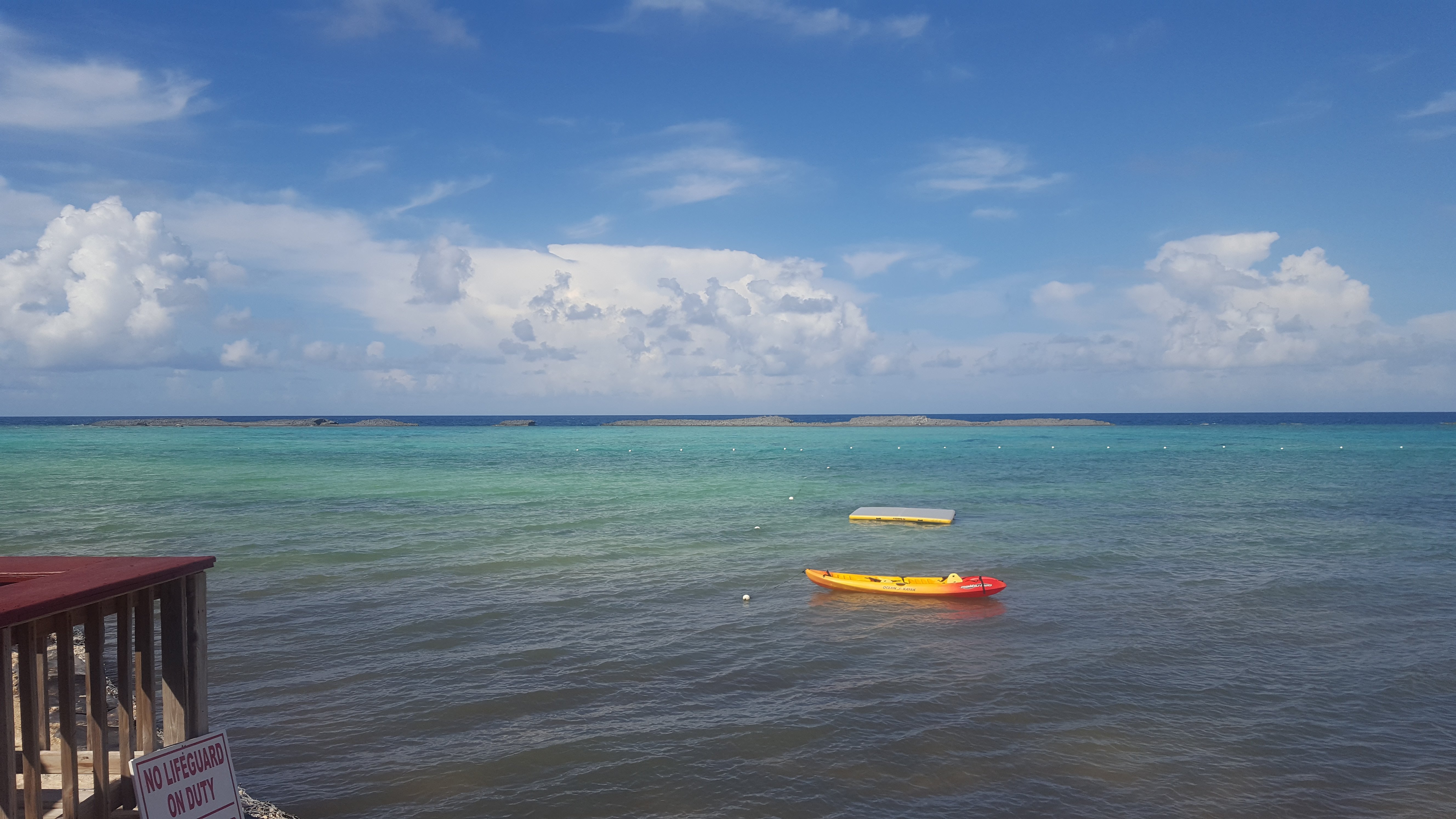 Paradise Cove Beach Resort-泳池
