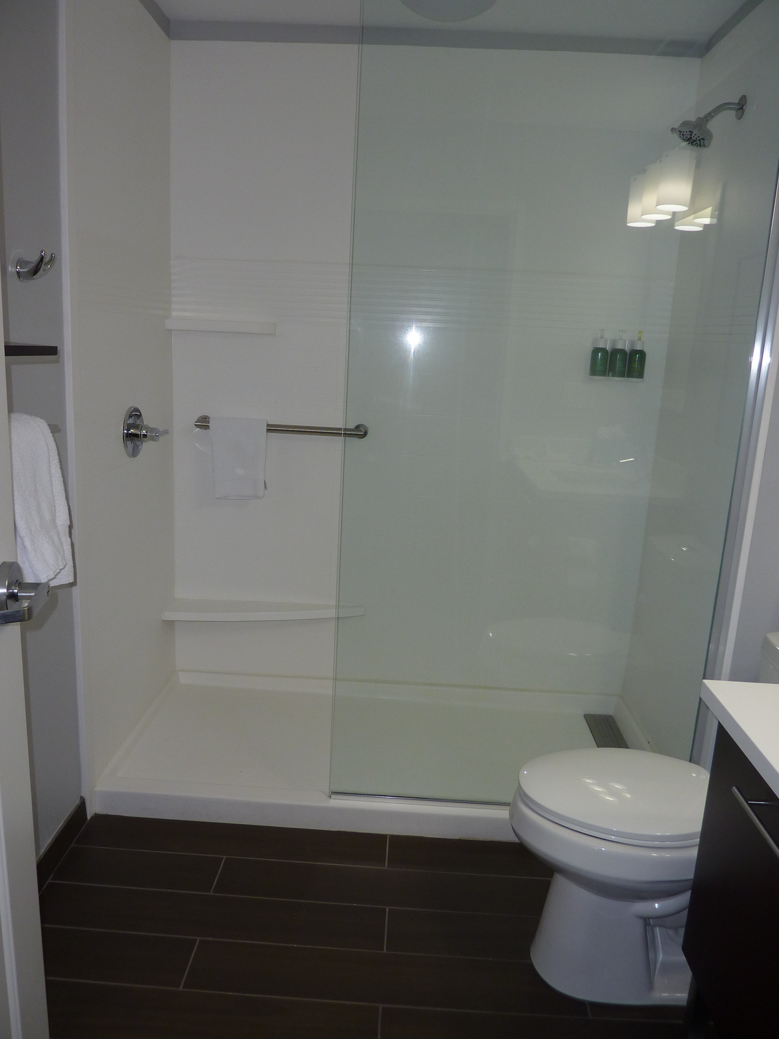 TownePlace Suites Baton Rouge Port Allen-浴室