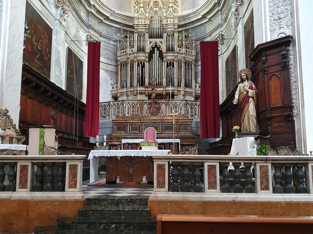 Chiesa Madre Santa Maria La Cava e Sant'Alfio景点图片