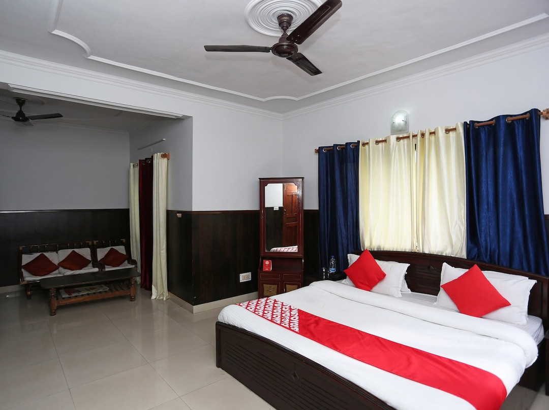 OYO 14877 Alinda Guest House主图