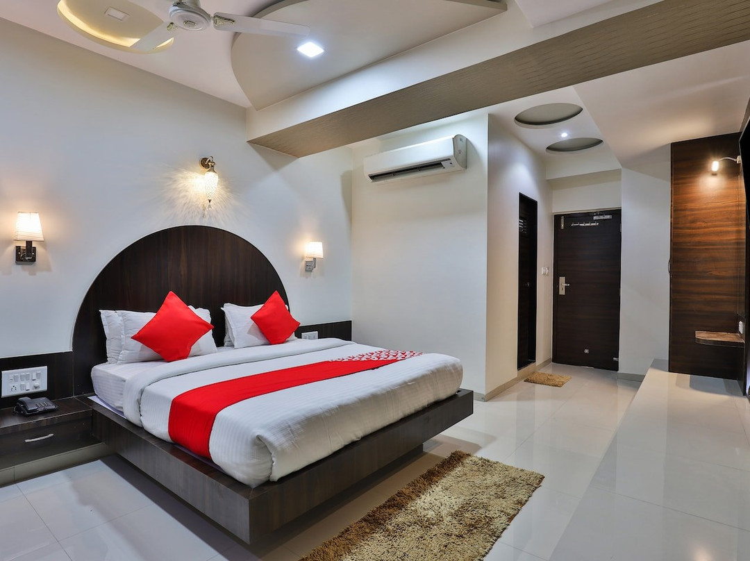 OYO 7557 Hotel Shiv Kunj Exotica主图