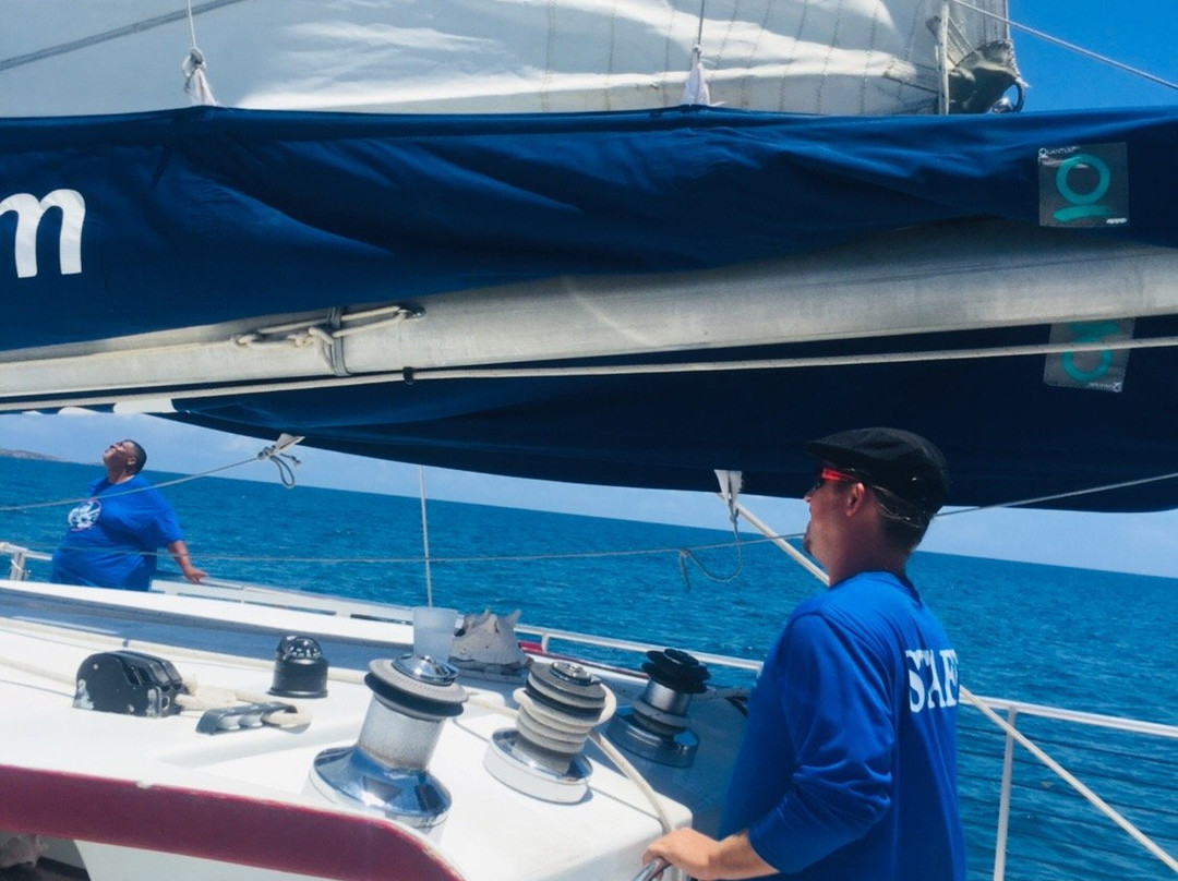 Heavenly Days Catamaran-夏洛特阿马利亚必去景点