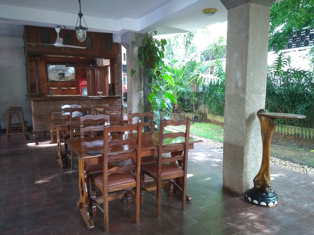 Yoho Ivory Inn主图