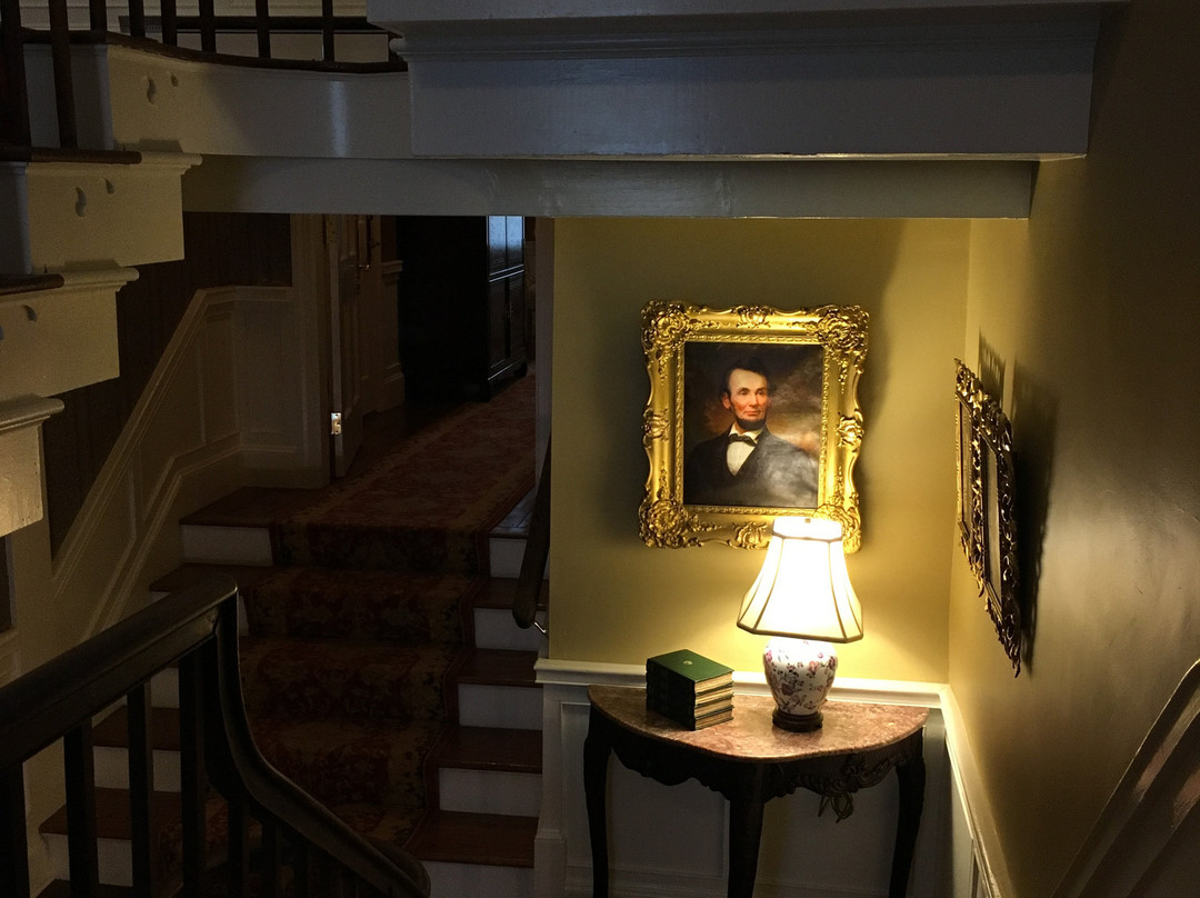 Inn by the Bandstand主图