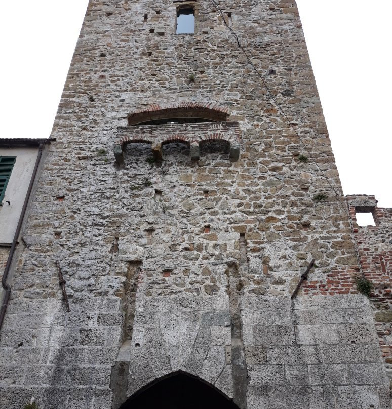 Torre dei Quattro Canti景点图片