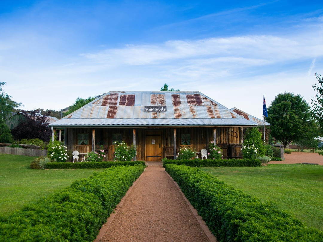 Bowning餐馆和美食-Rollonin Cafe