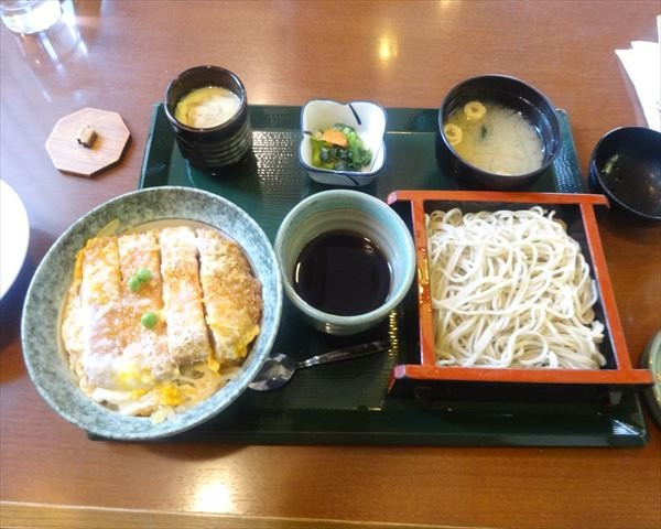 福乃家