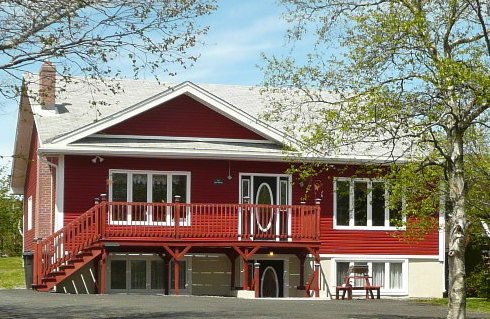 Park Avenue Suites, formerly Treehouse