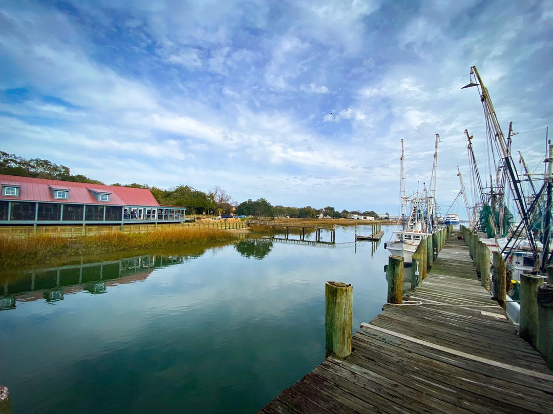 Parris Island餐馆和美食-Fishcamp on 11th Street