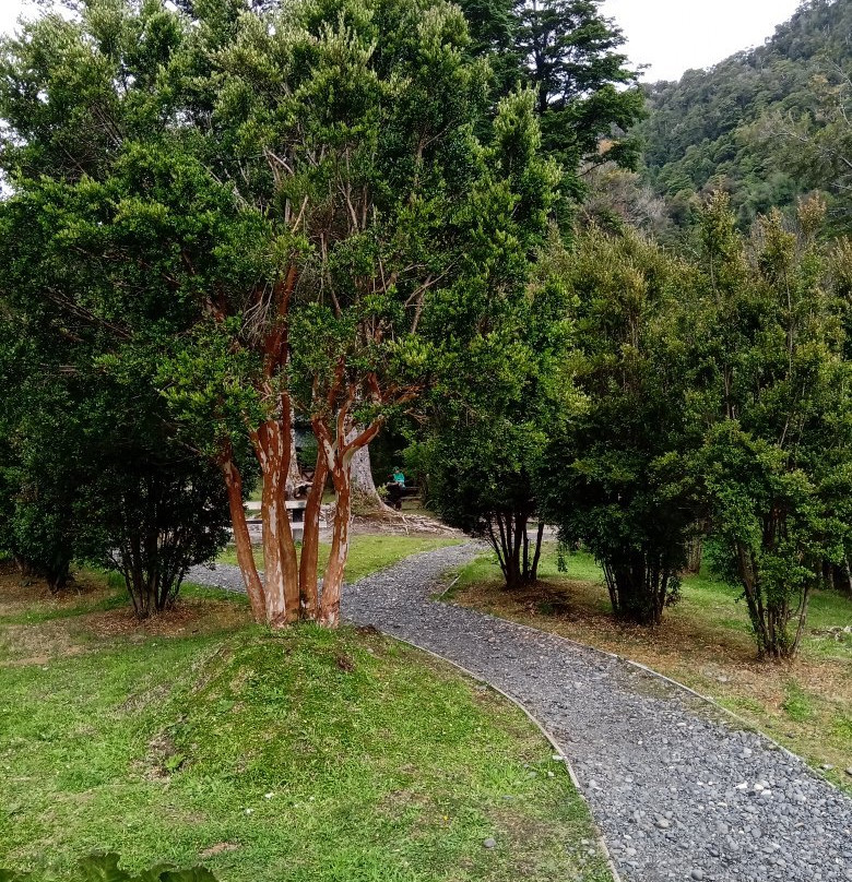 Termas El Amarillo-Chaiten必去景点