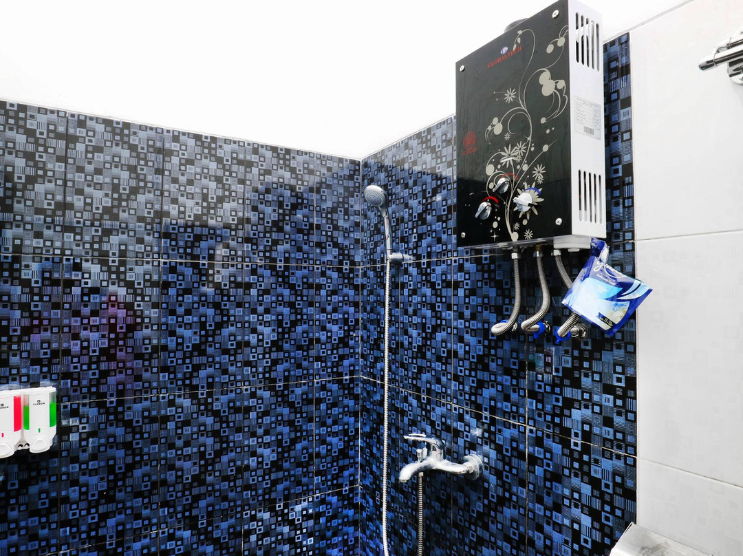 Saung Balibu Hotel主图