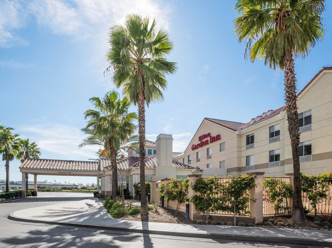 东艾尔文/森林湖希尔顿花园酒店主图