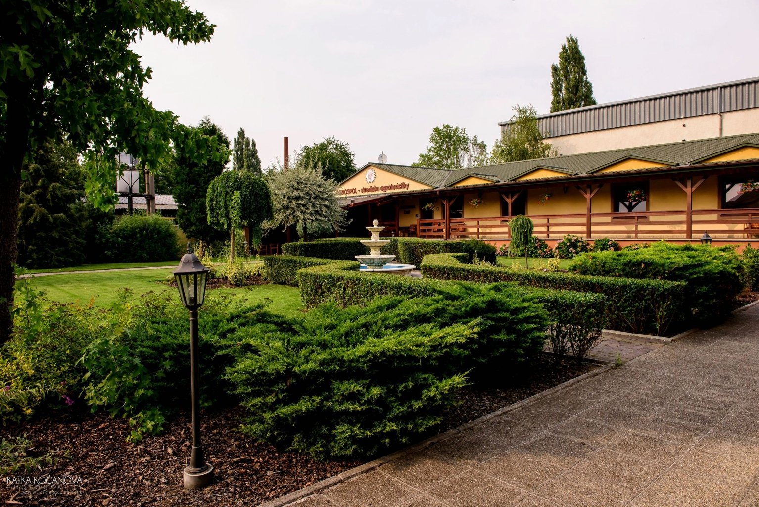Hotel Slnecny Dvor-官方