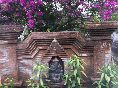 Jewel Indonesia - Day Tours-孟格威必去景点