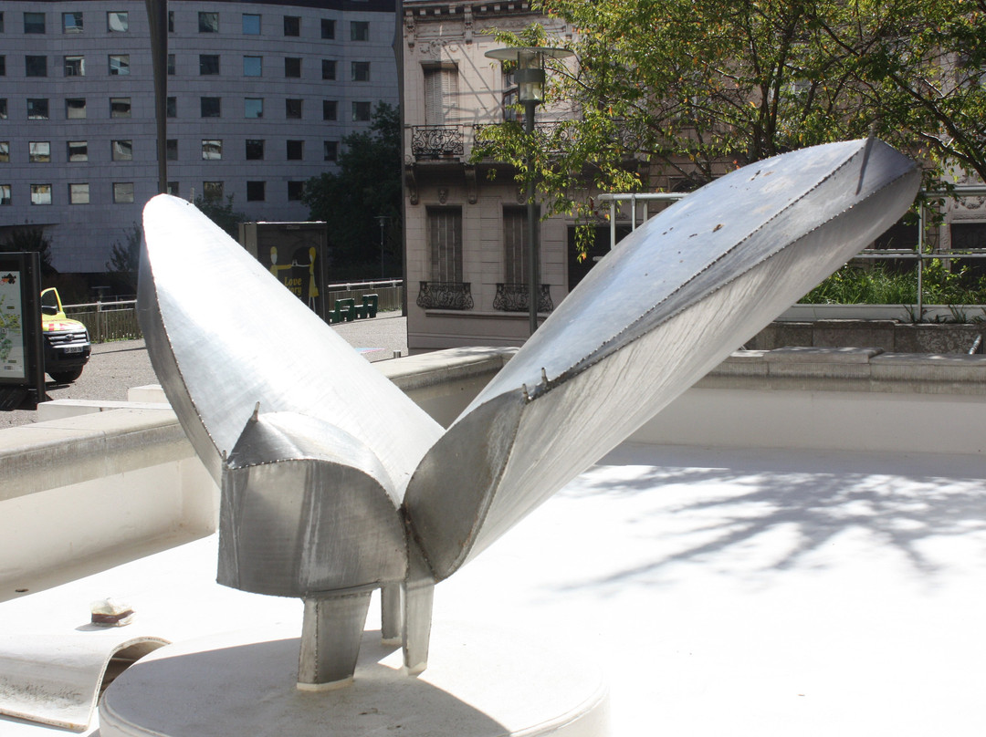Fontaine les Nymphéas景点图片
