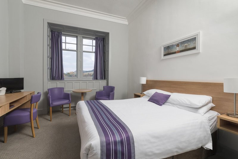 The Invercauld Arms Hotel主图