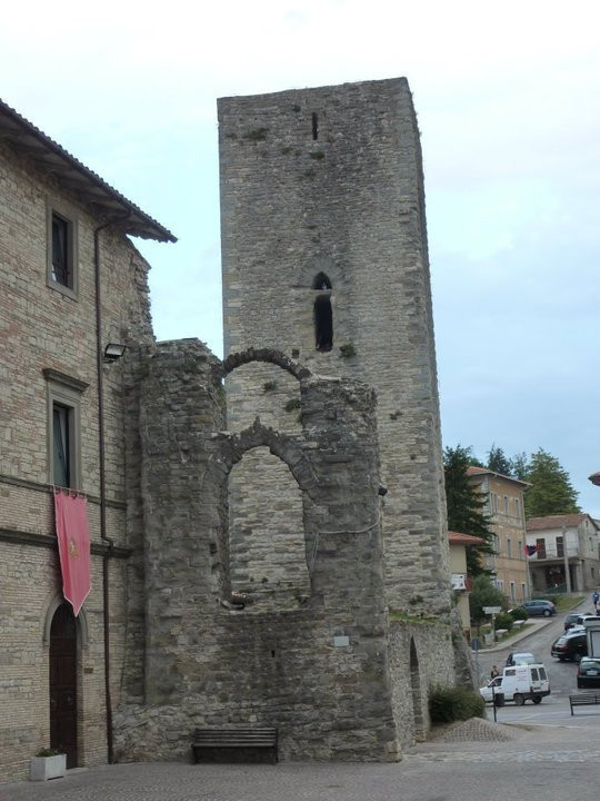 La Rocca Longobarda景点图片