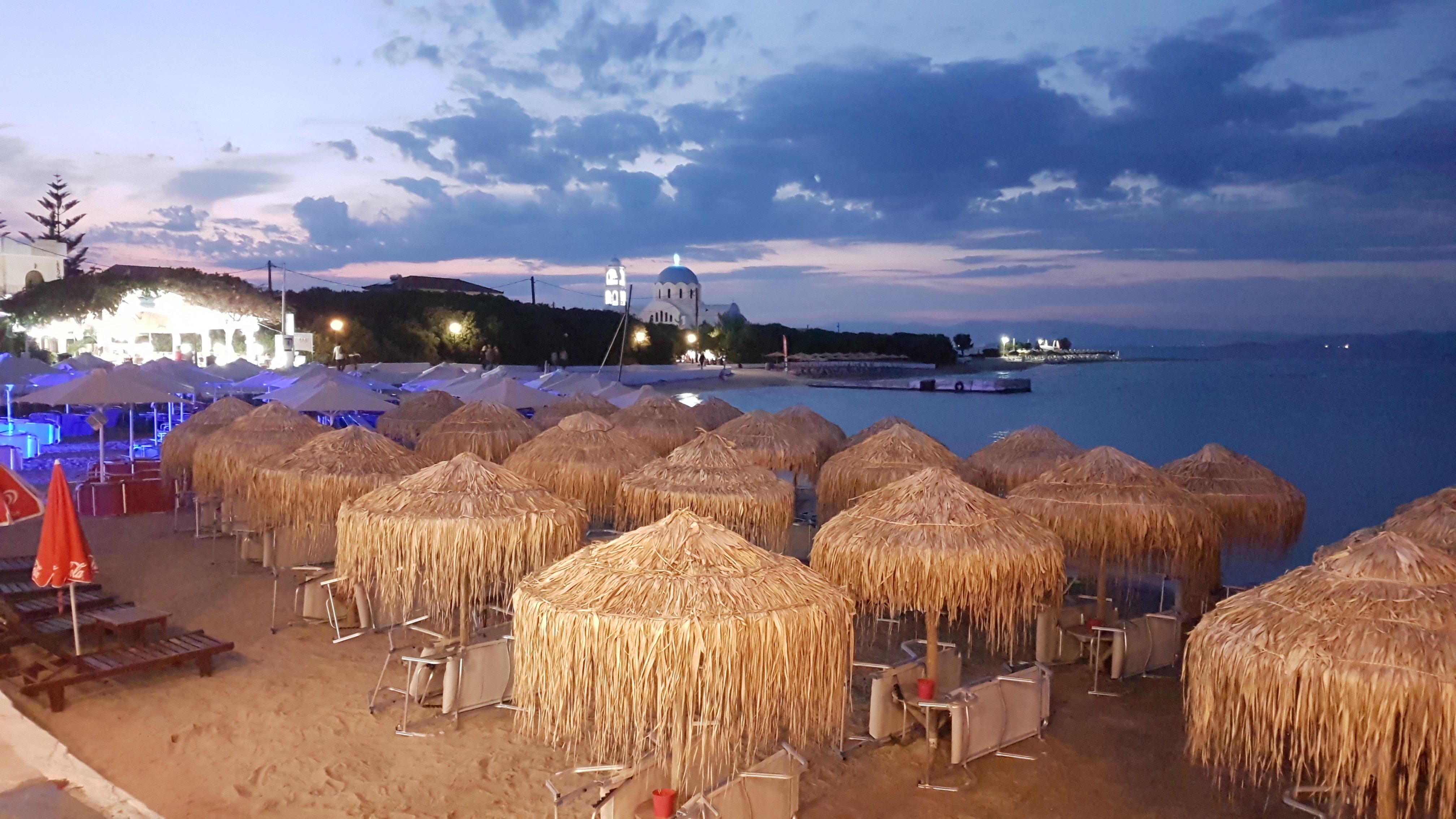 Dionysos Hotel-泳池