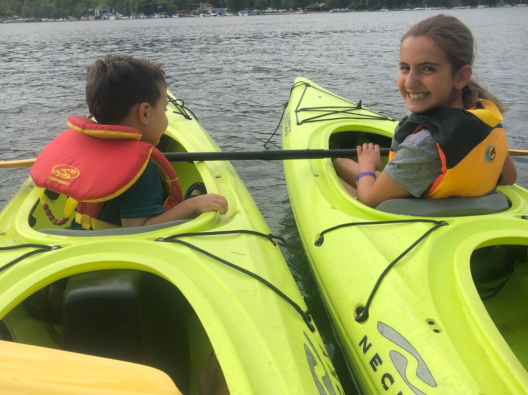 Lake George Kayak Co.景点图片