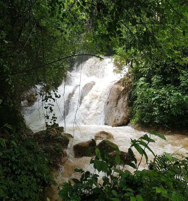 Tad Thong Waterfall-琅勃拉邦必去景点