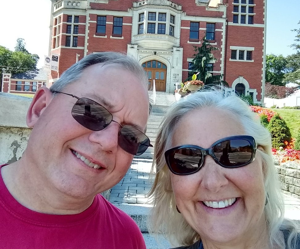 The Old Courthouse Cultural Centre-坎卢普斯必去景点